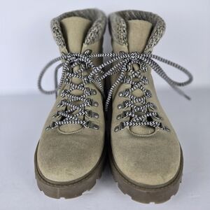 NWOTCleo+Wolf Women's BeigeSuede LeatherLace UpSoftToeFashion AnkleBoots Size 11